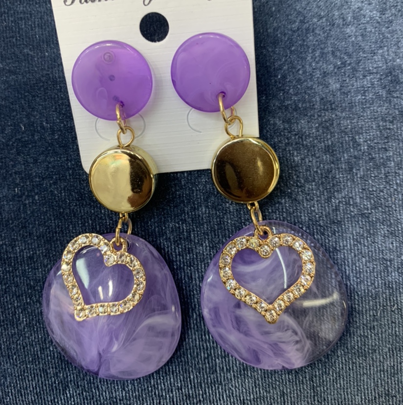 Korean version of the small pure and fresh love earrings thumbnail