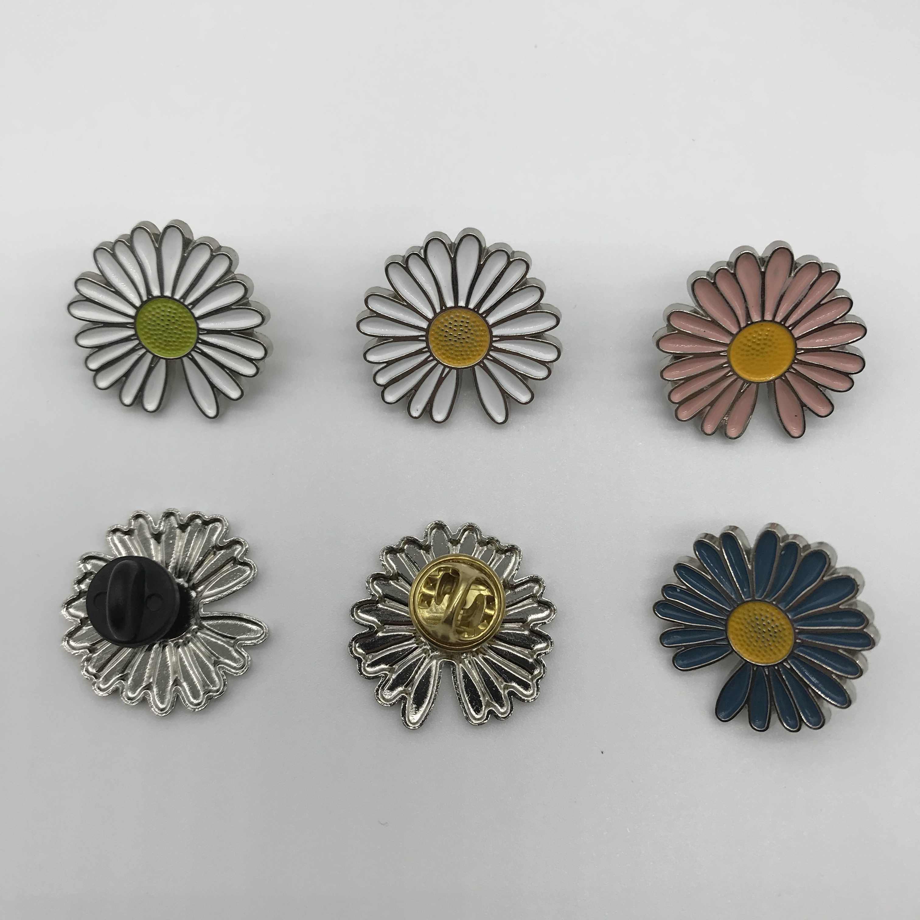 New alloy small Daisy painted pendant, butterfly buckle, chest buckle, clothing, luggage and other accessories detail image 4