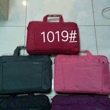 多拉电脑单背产品图