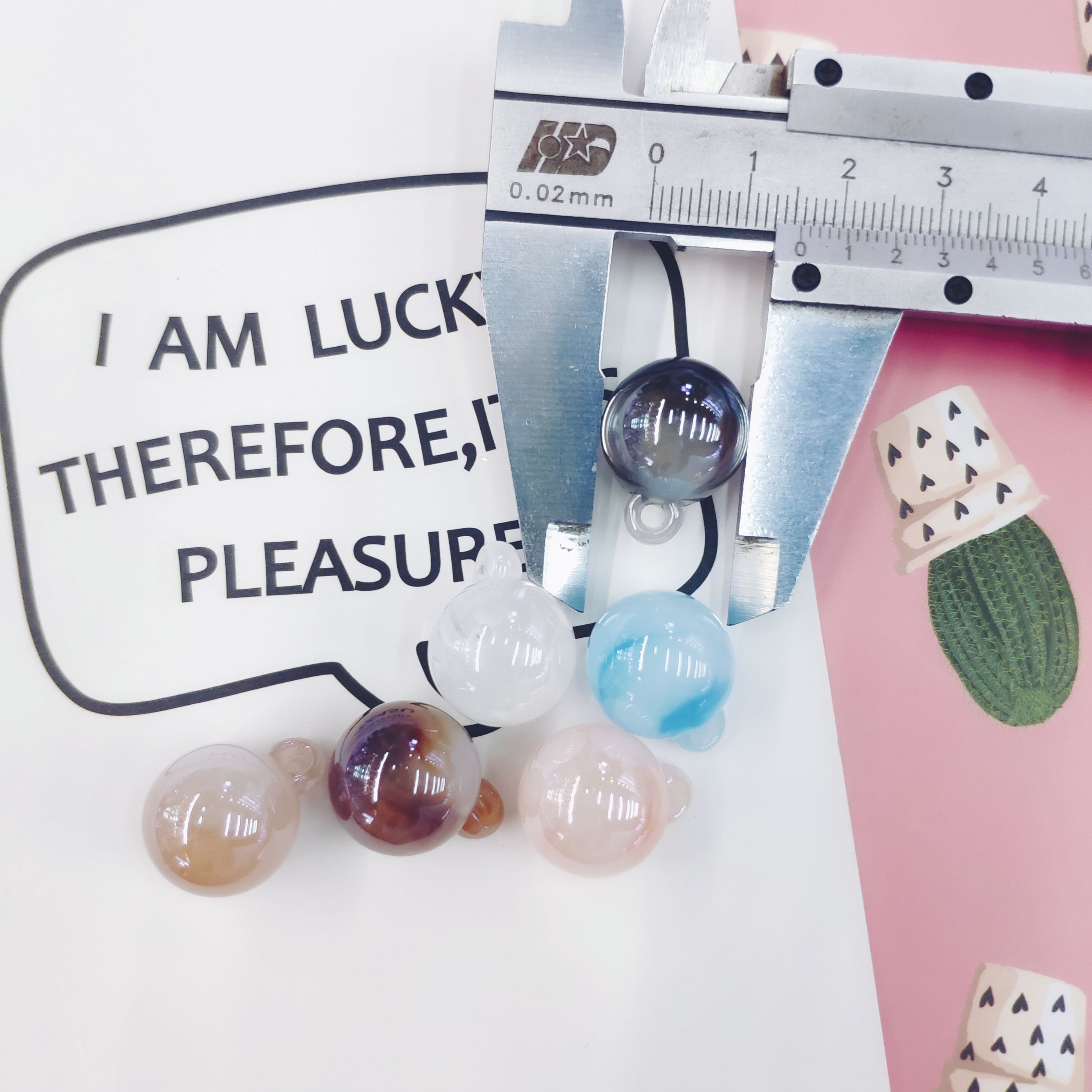 Aizhu Jewelry 16mm colorful dual-color hanging hole round beads plated with white bright acrylic jewelry accessories and clothing accessories