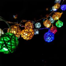 LED藤球灯串3cm电池盒 圣诞树春节日装饰彩灯厂家直销爆款