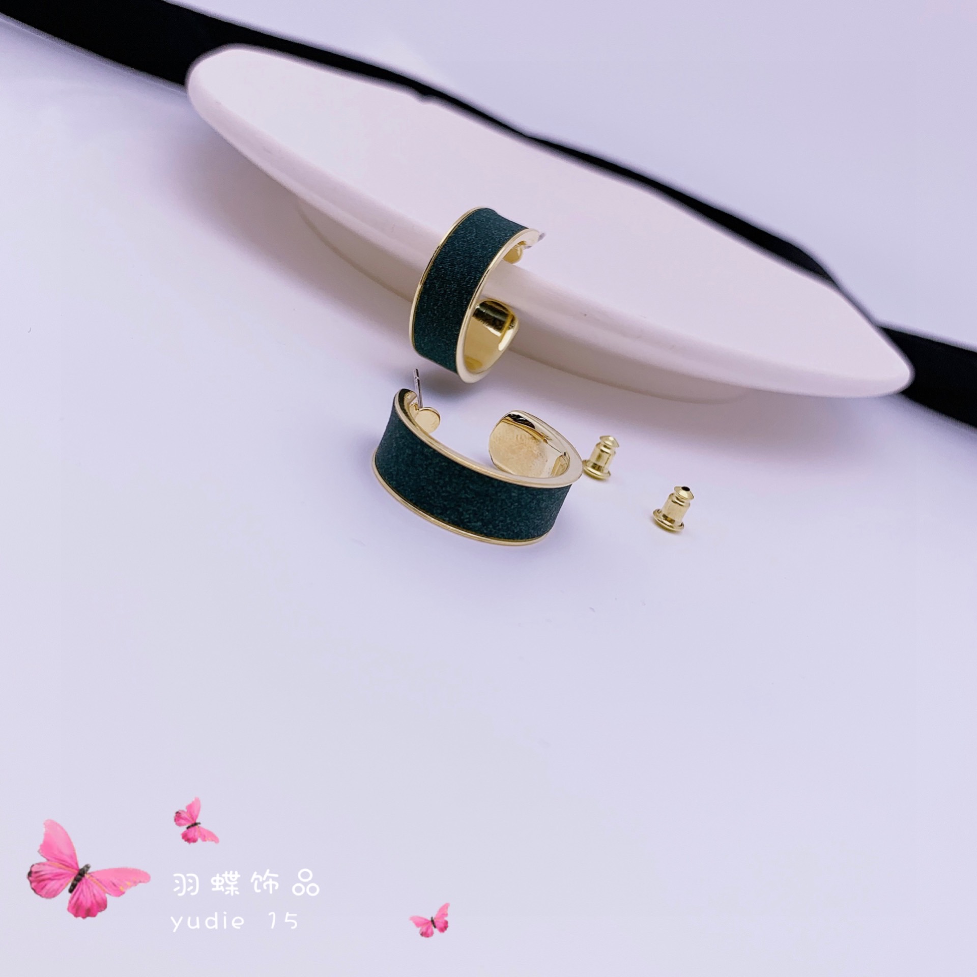 Butterfly vintage Hong Kong style silver needle earrings female trend Item Picture