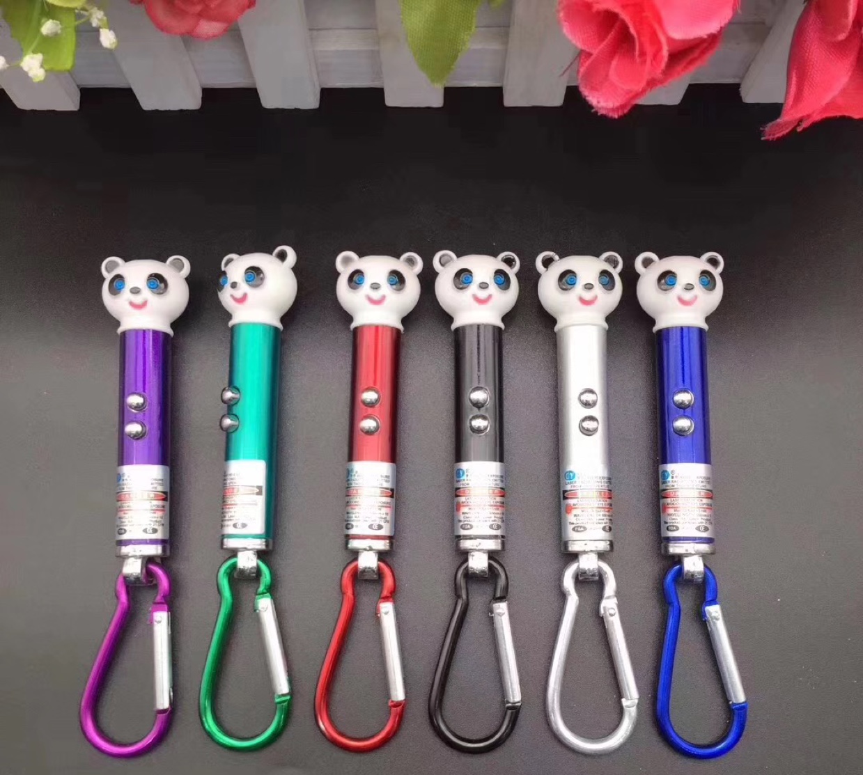 CY-821
皮熊猫多功能验钞激光灯产品图