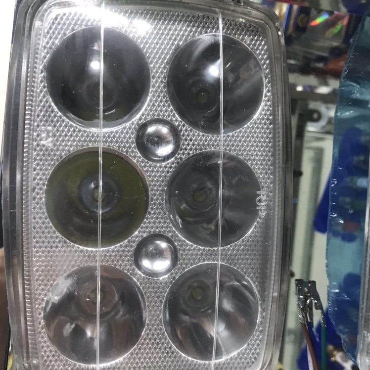 أضواء LED السيارة 34.