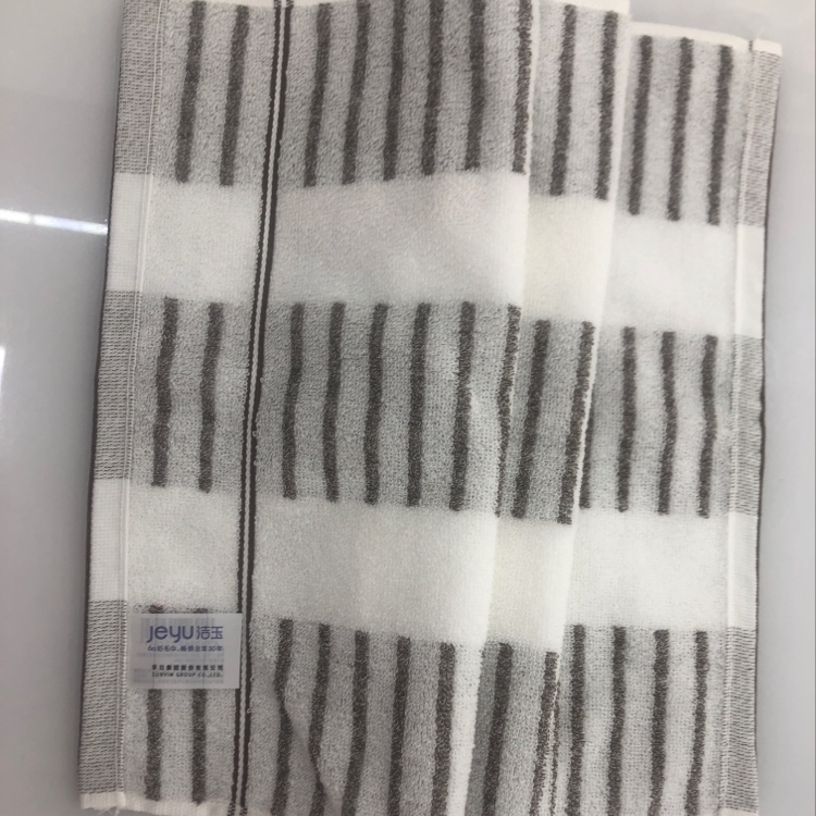 Furong Group Jieyu All-Cotton Class A Non-fluorescent Polar Substance Towel J0010F Application Scenario