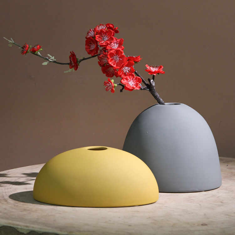 Yiwu ceramic wholesale: Simple home vases, Morandi color flower vases, creative Nordic tabletop decoration