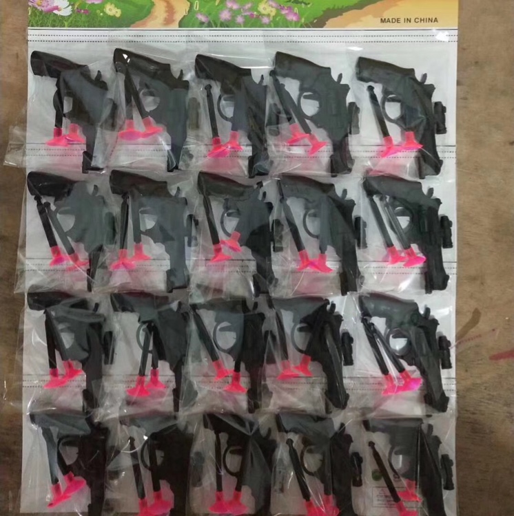 Street toys children's toy guns plastic guns suction cups guns thumbnail