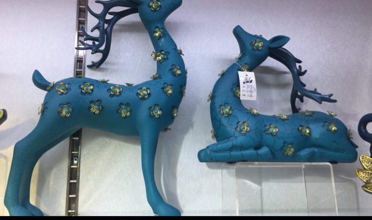 Blue sika deer 76081