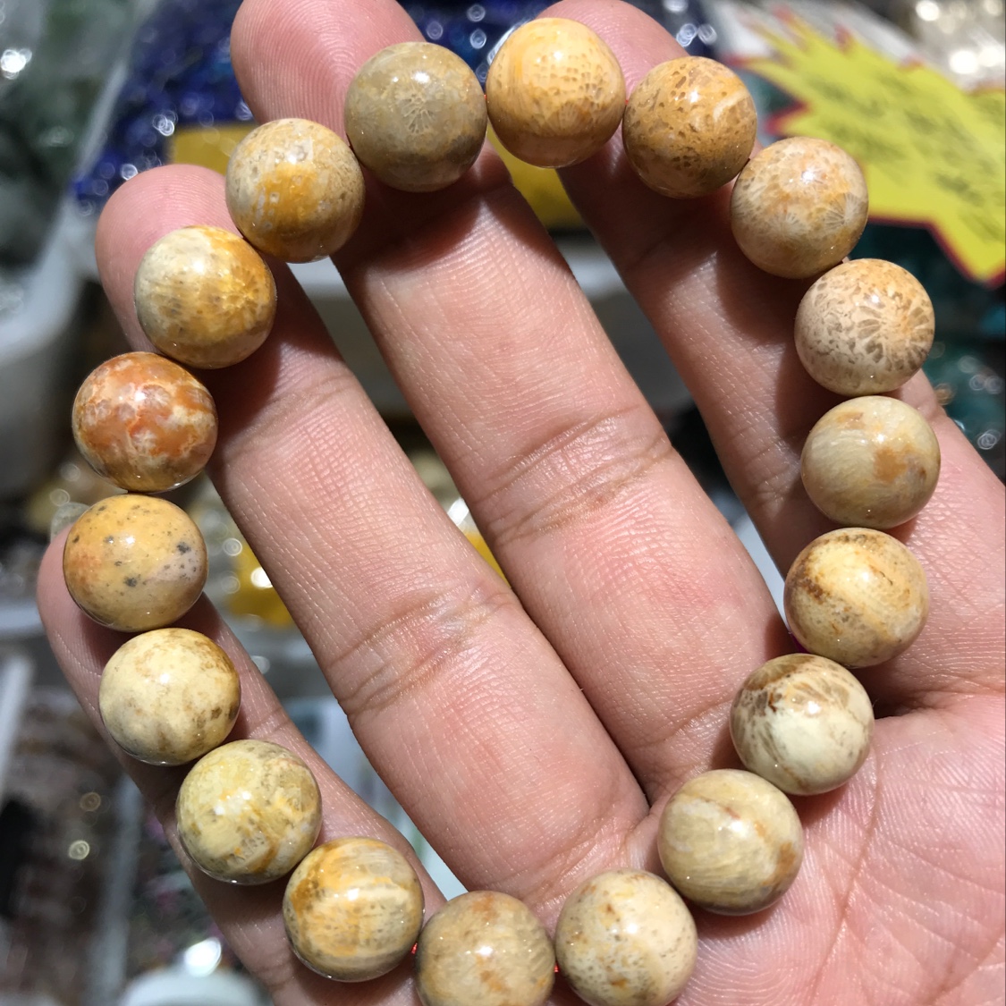 The coral jade bracelet of the national trend series is elegant and suitable for both men and women details Picture
