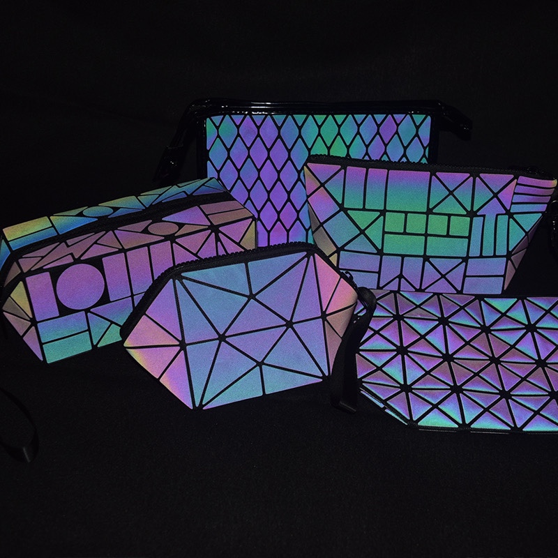 经典幻彩夜光化妆包可定制LOGO炫彩PU手提包源头厂家便携手拿包白底实物图