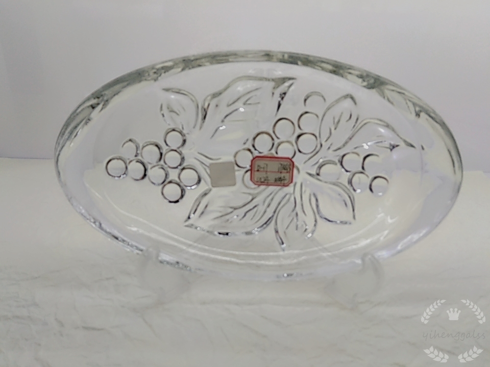 Factory direct sale of lead-free glass fish-shaped grape flower and fruit platter D17 Item Picture