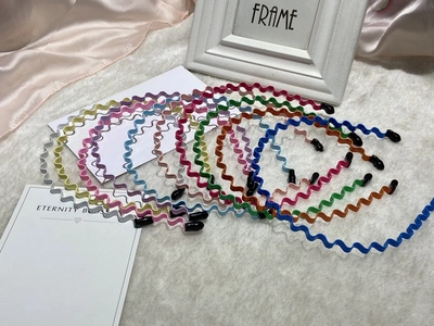 Wavy Head Buckle Color