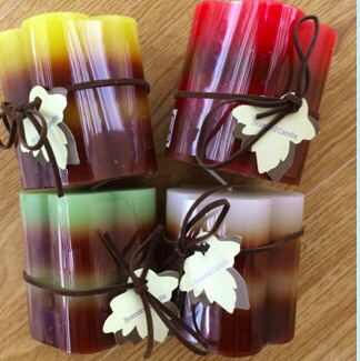 Plum scented essential oil candle thumbnail
