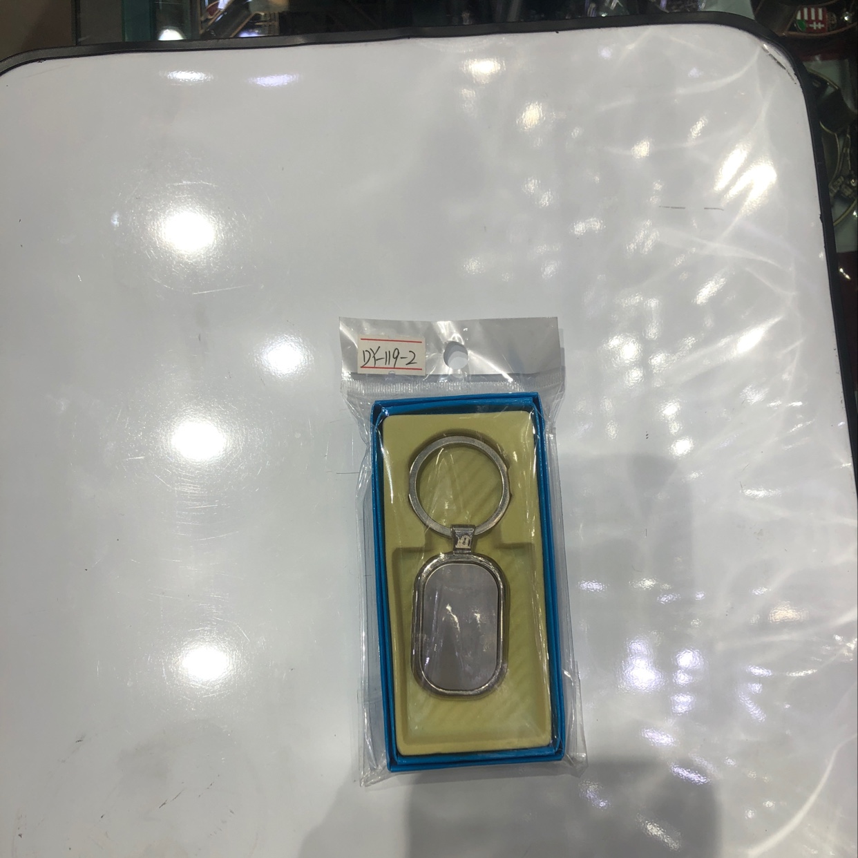 Long oval keychain details Picture