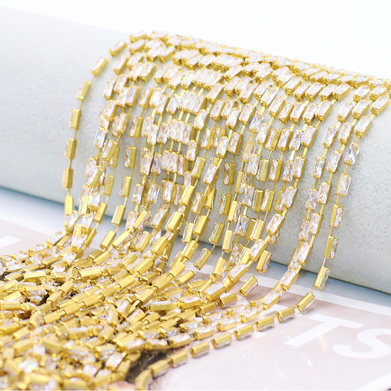 Yili Zircon claw chain: Shop around. Rectangular zircon claw chain 2*4/3*7mm vertical row vertical sparse zircon chain manufacturer wholesale detail image 1