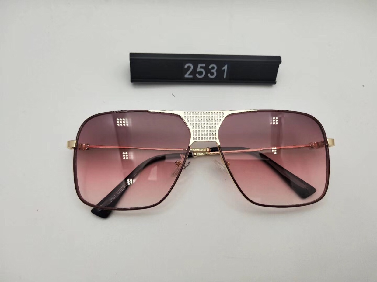 Trendy and fashionable sunglasses Item Picture