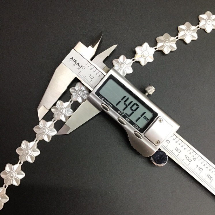 Wholesale of 15mmABS peach blossom bead handcrafted DIY headwear, wedding dress, skirt and garment accessories, handicrafts and accessories Item Picture