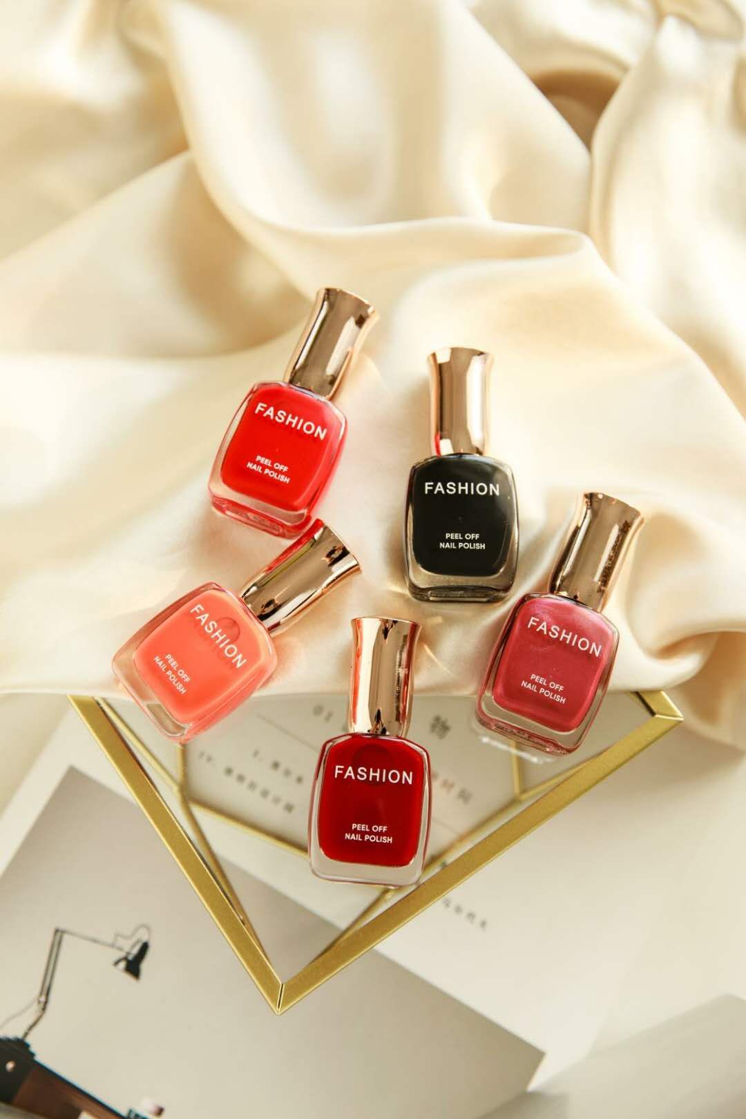 8487 popular fashion nail polish environmental protection durable can not strip sequins pearlescent wine red gorgeous nail color undefined