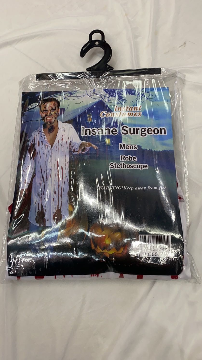Ghost doctor ropa details Picture