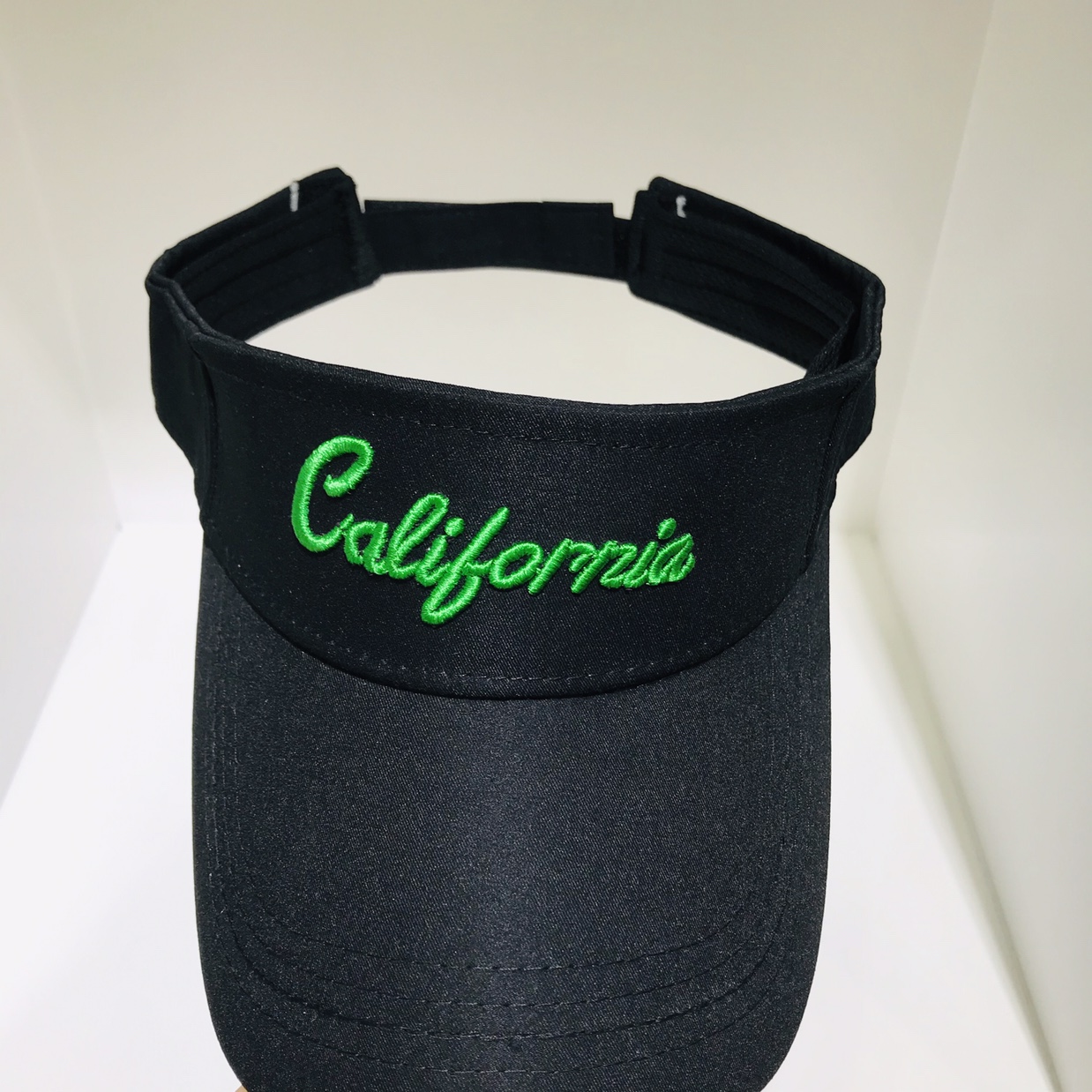 Letter open-top hat, sun hat undefined
