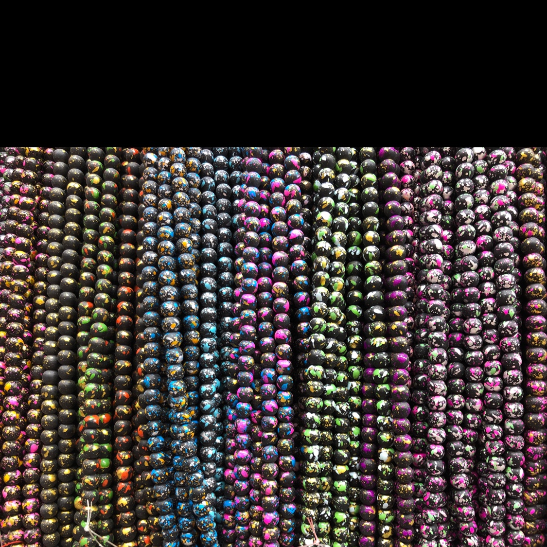 10mm imitation volcanic rock black bottom color flowers 80 cm a piece of 80 pieces, 15 pieces of a pack thumbnail