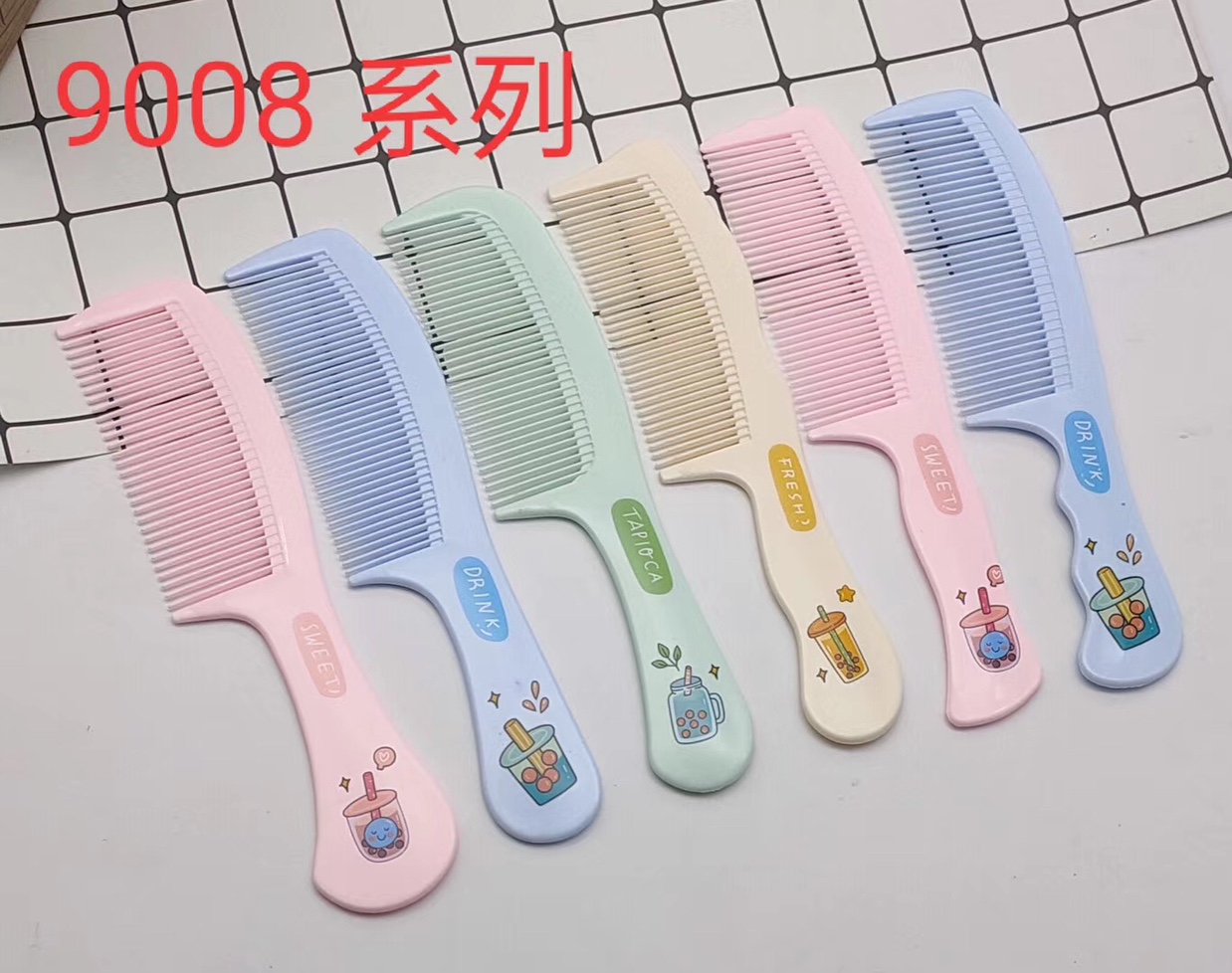 The printed combs come in a variety of types, styles and colors to choose from, featuring a fashionable, simple and trendy style details Picture