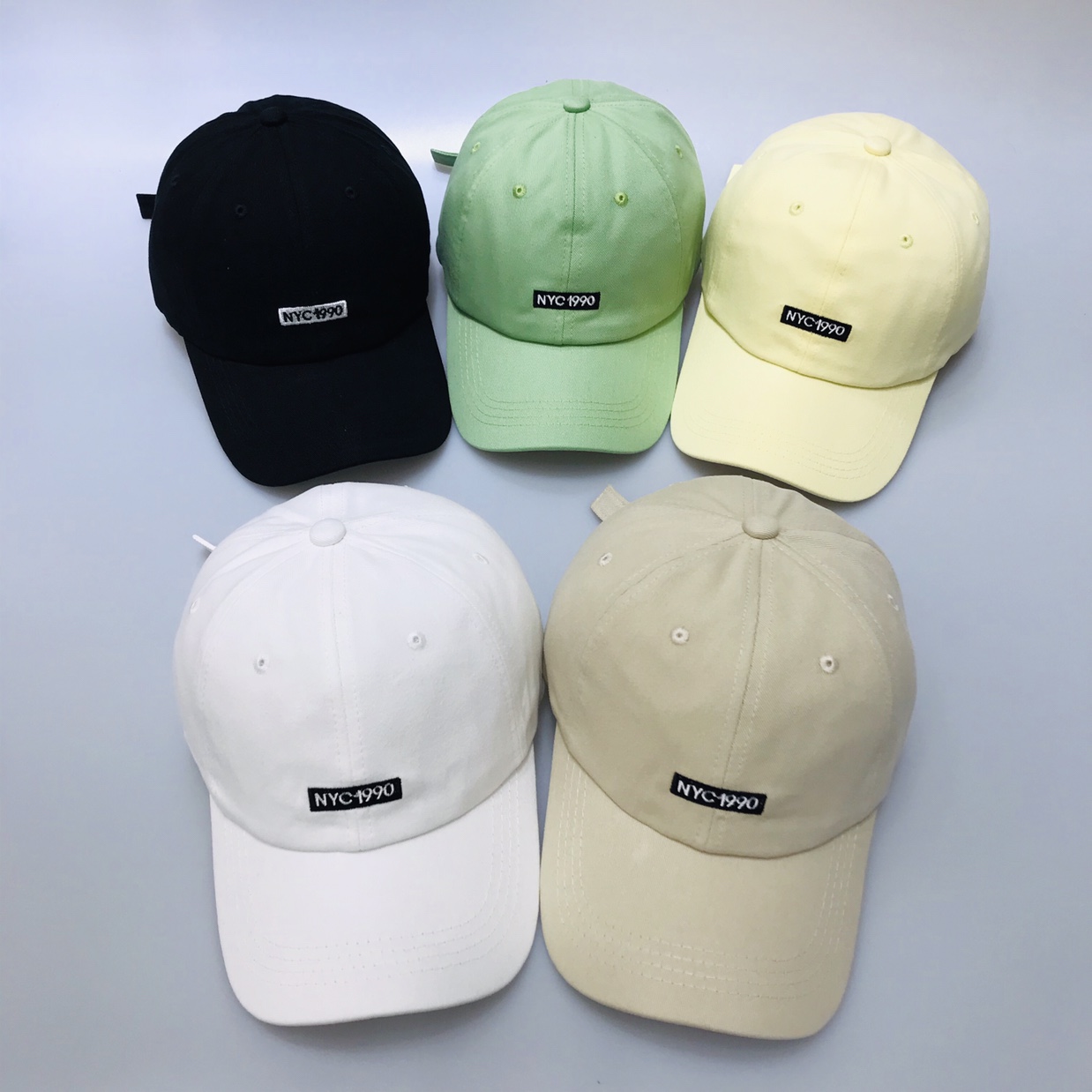 Fashionable sun hats, sun protection caps and baseball caps