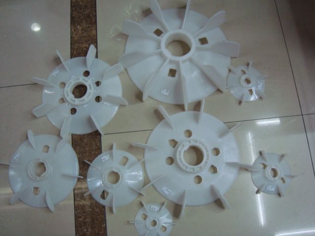 Factory direct fan plastic fan motor Fan Y90 diameter 145mm impeller motor motor Specification drawing