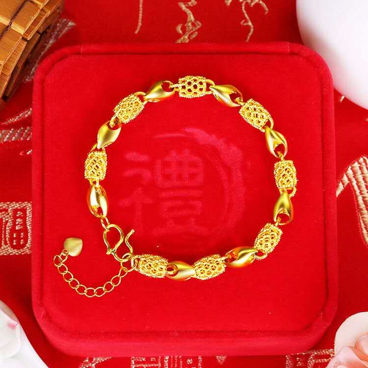 Gold imitation bracelet for women's wedding jewelry, golden color. It's perfect for your girlfriend, best friend, mother or mother-in-law