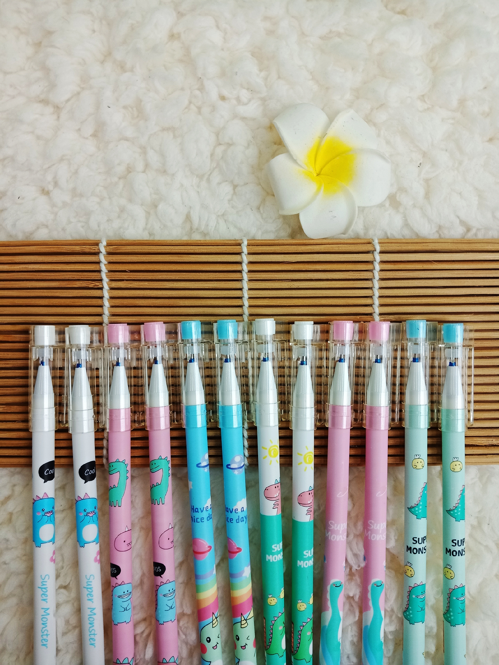 Erasable pen for grade 3-6 pupils use Magic easy to erase neutral pen crystal blue carbon black 0.38mm ink pen undefined