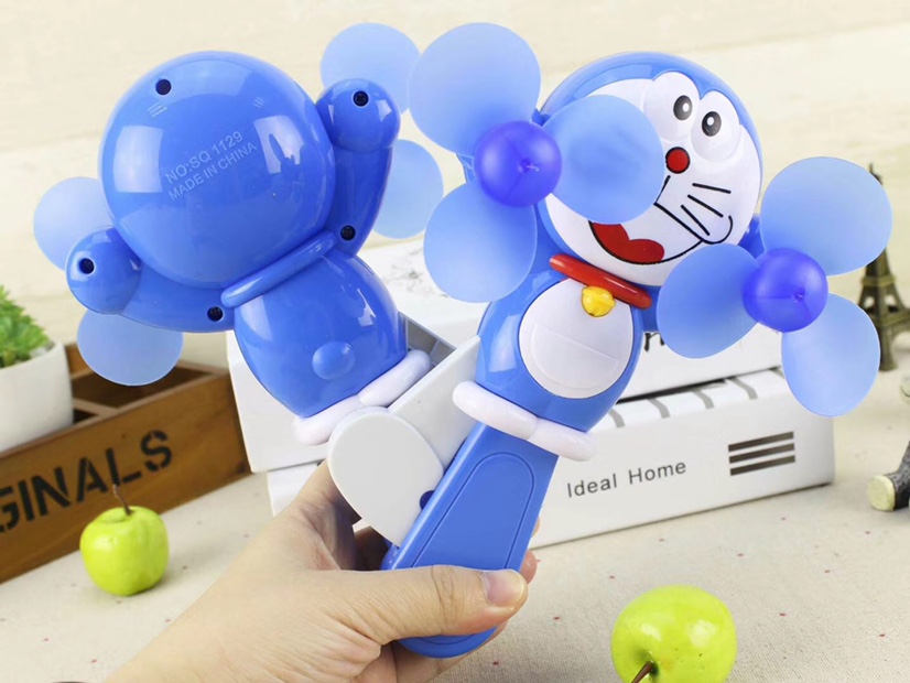 Dingdang double-head hand pressure fans are selling like hotcakes at street stalls undefined