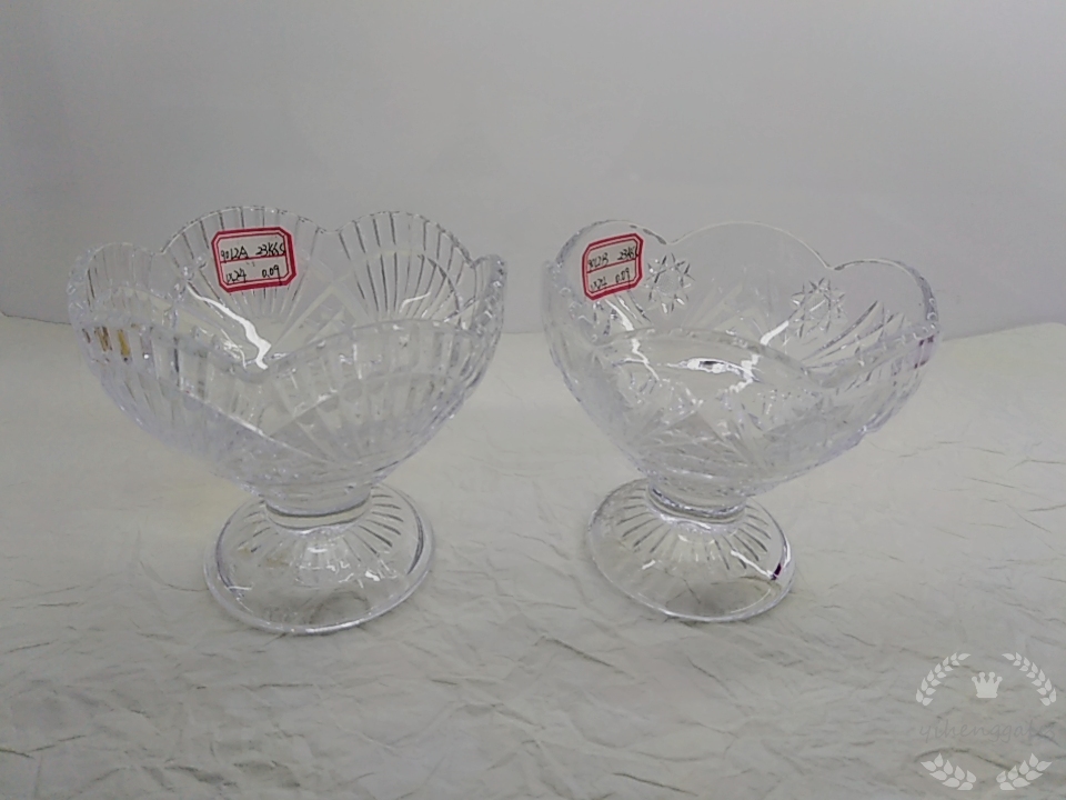 Factory direct sales of lead-free glass ice cream cups 9012