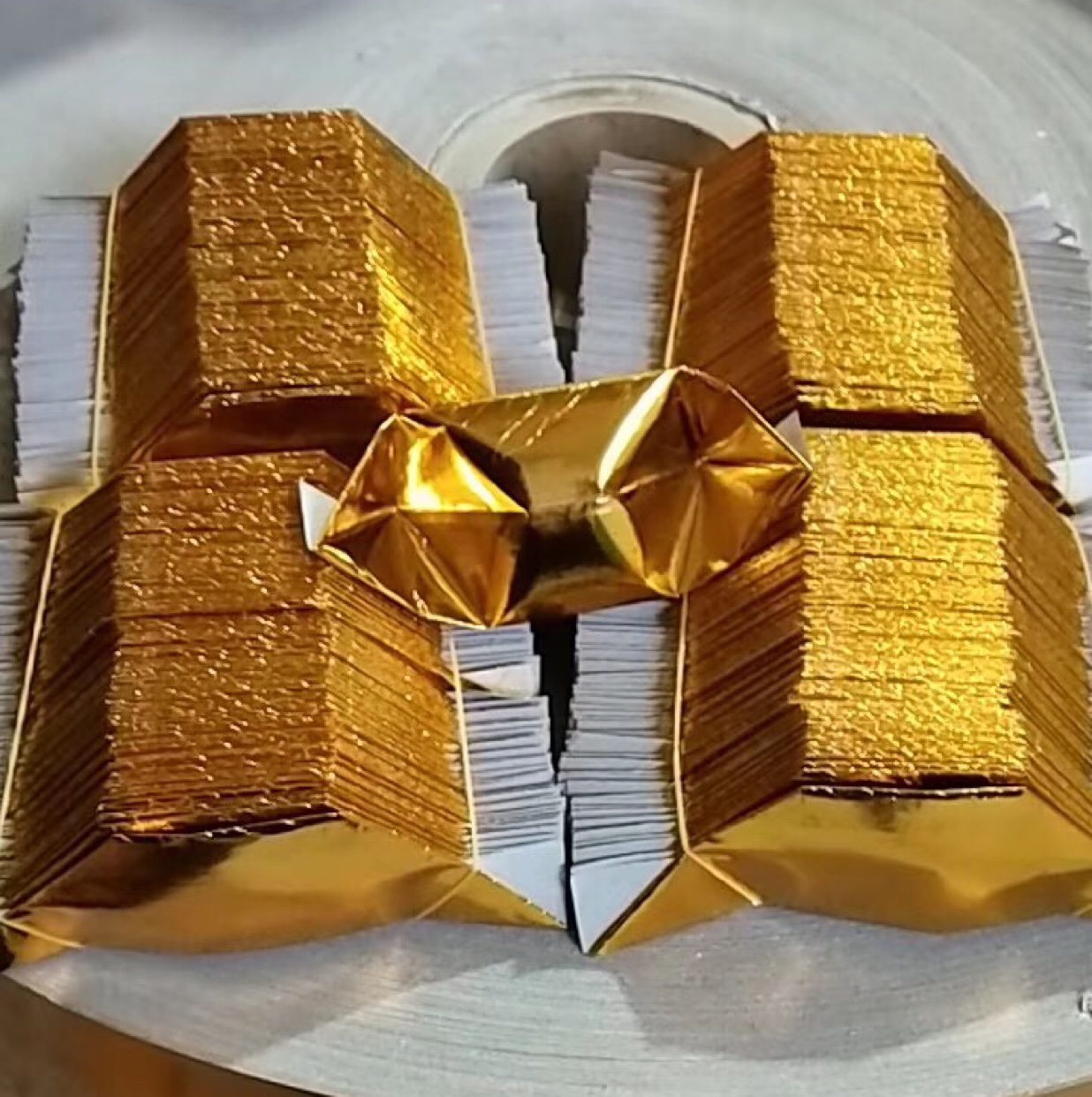 12*15 gold ingots, 15,000 in a box details Picture