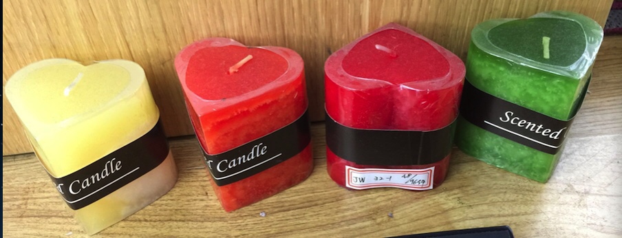 Valentine's Day candle heart-scented candle thumbnail