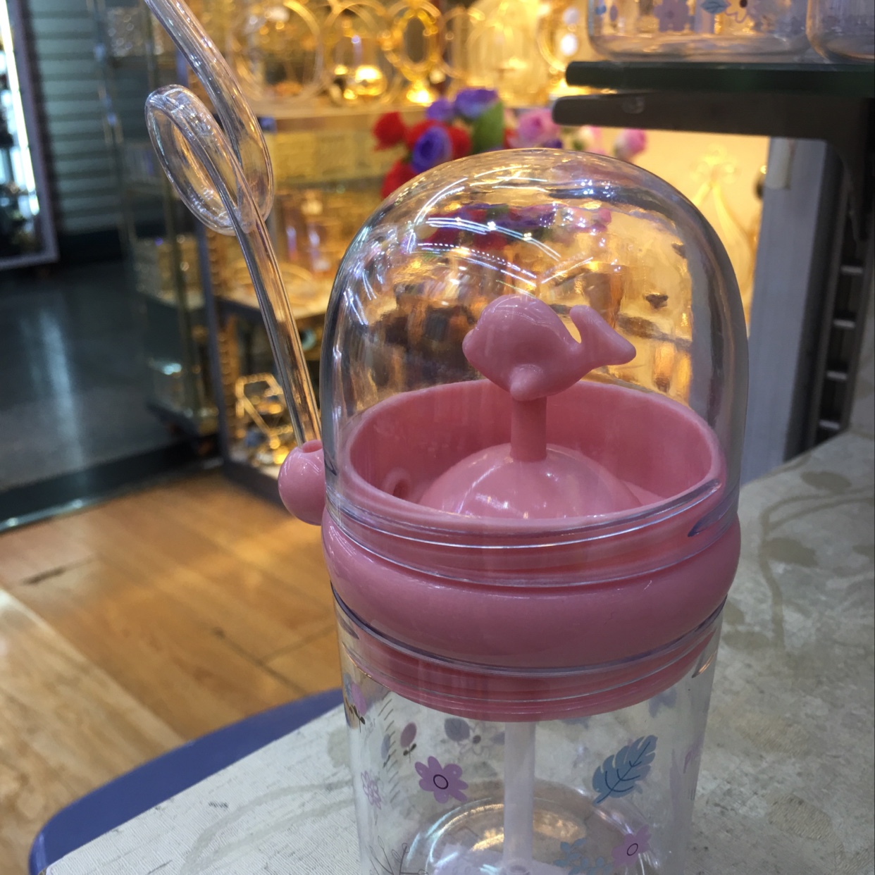 喷水杯小孩产品图