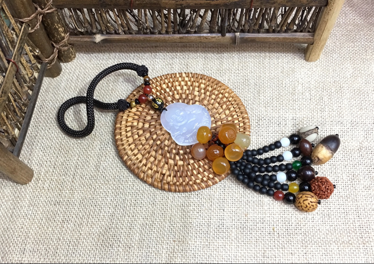 Chalcedony Bodhi pendant Specification image