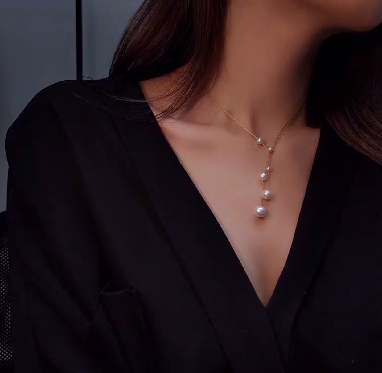 طويل من سبع لؤلؤ details Picture