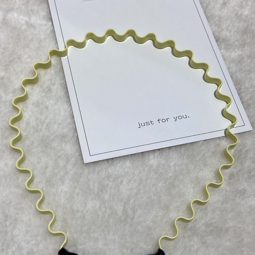 Wavy Head Buckle Color undefined