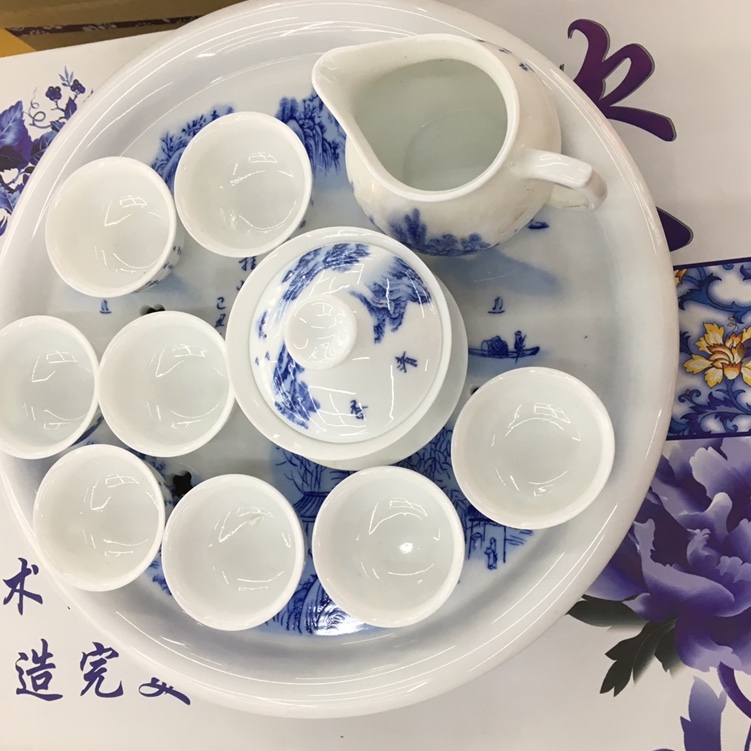 11-head Kung fu tea set with thin tire and kung fu plate chassis