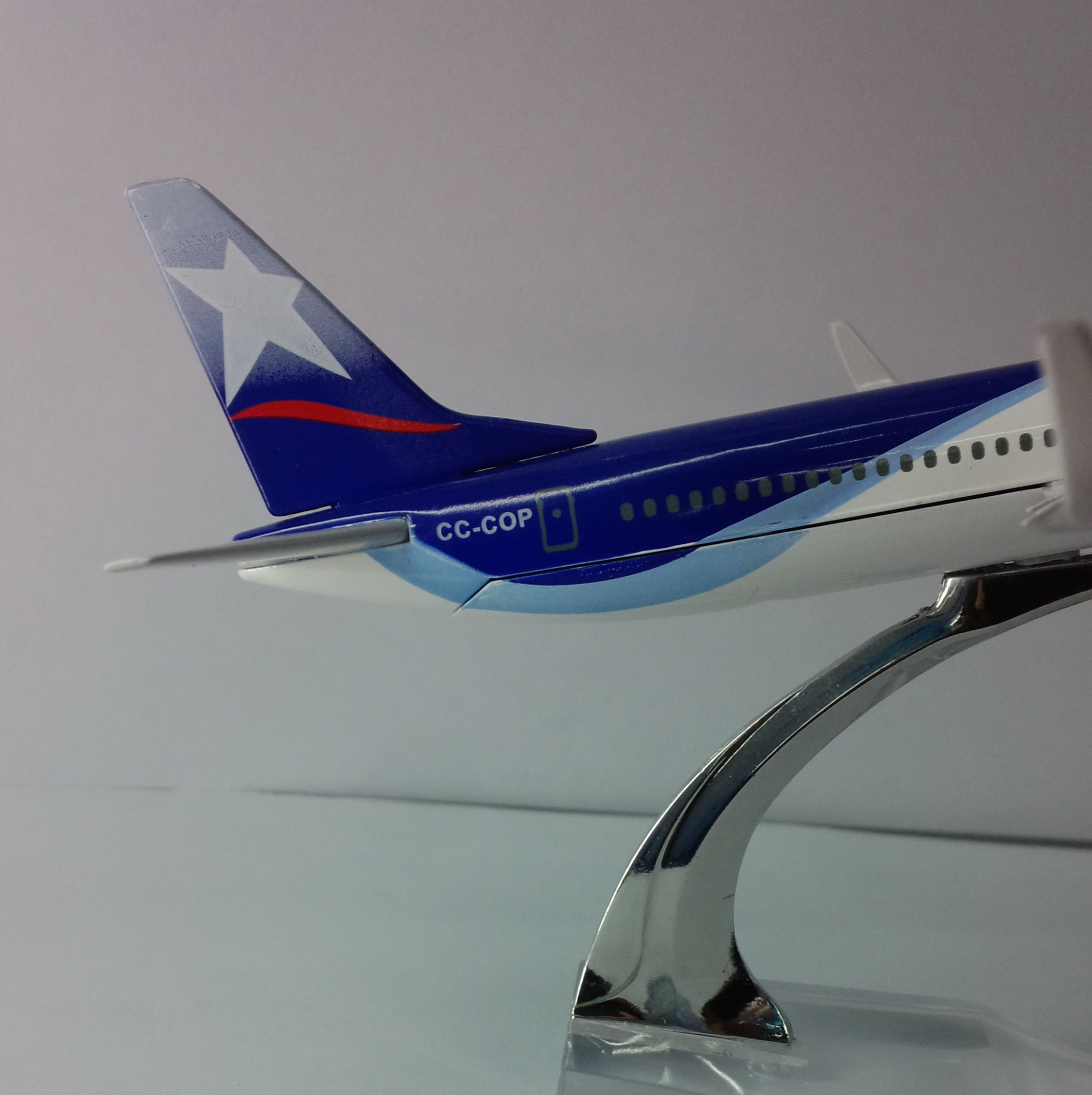 金属飞机模型（智利LAN航空B737-800）合金飞机模型 仿真飞机模型详情图5