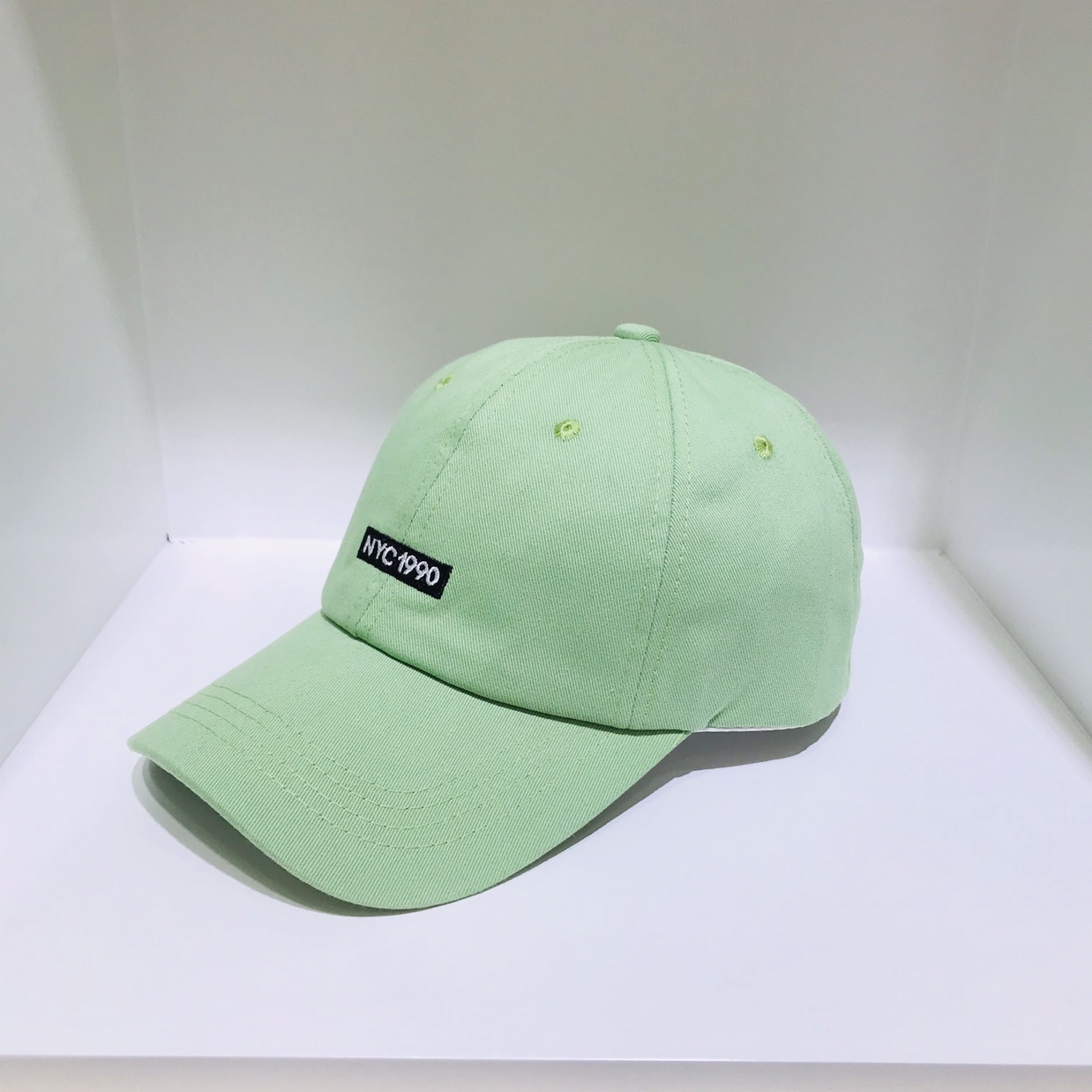 Fashionable sun hats, sun protection caps and baseball caps Item Picture