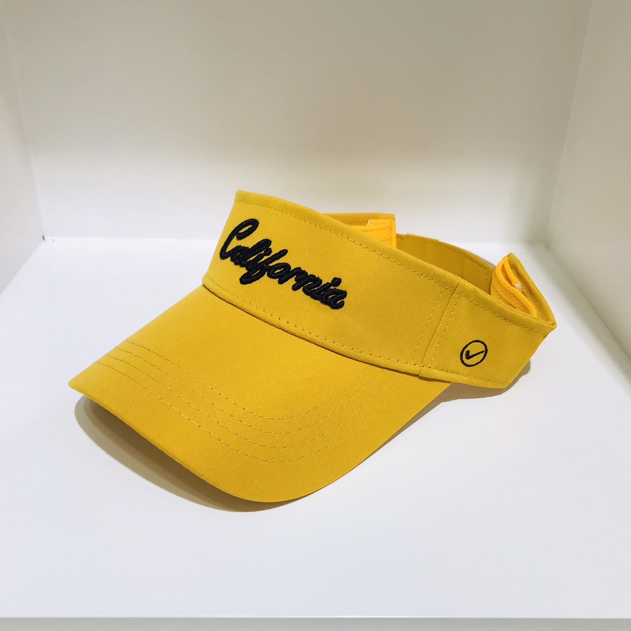 Letter open-top hat, sun hat Application Scenario