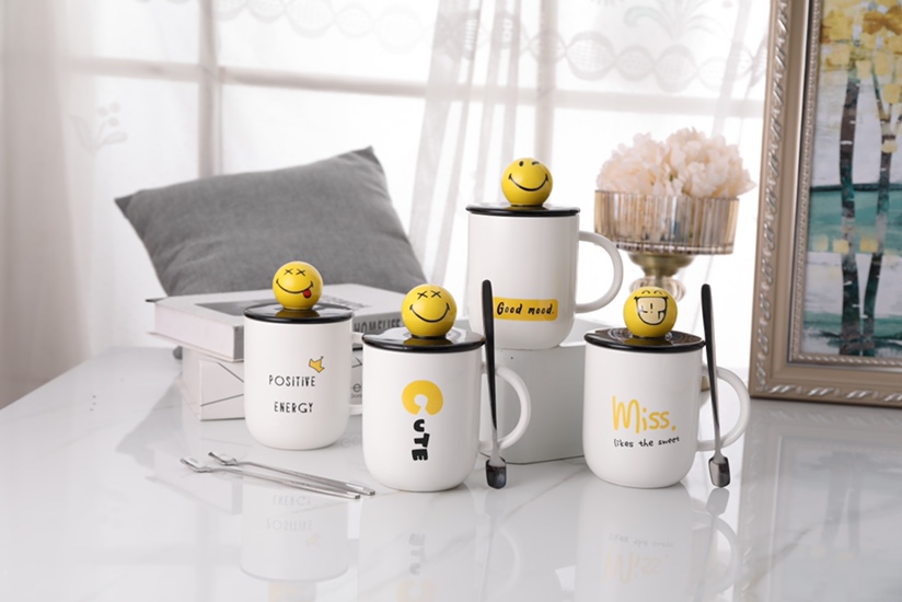 Creative new emoji ceramic mug cartoon smiley face mug breakfast milk coffee lovers office water mug thumbnail