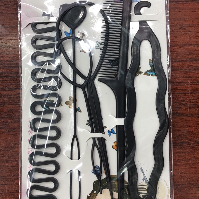 A six-piece set of hair dryers thumbnail