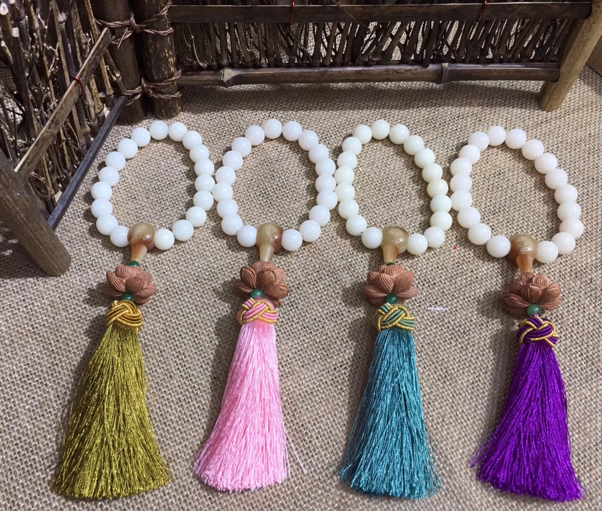 Peach lotus gear beads