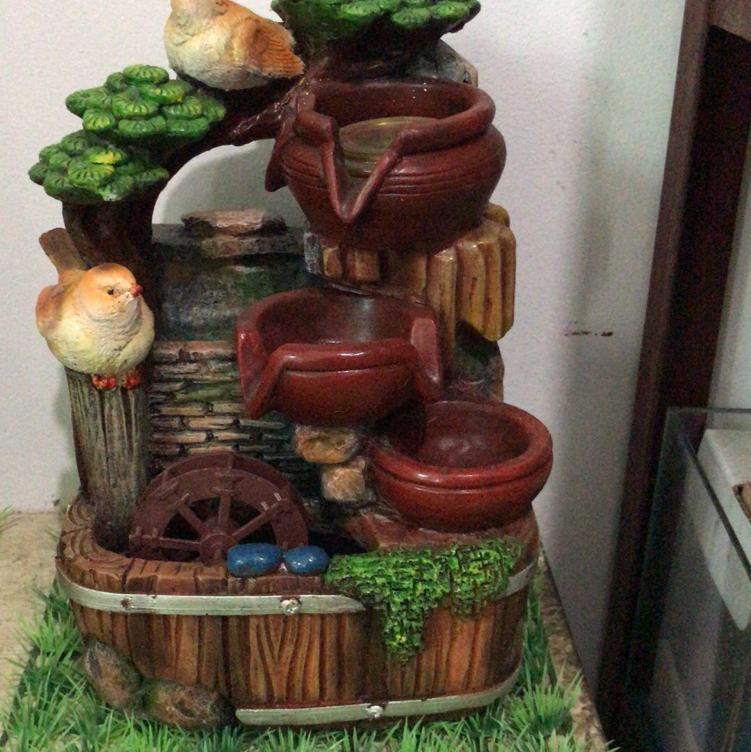 Small water rockery fountain thumbnail