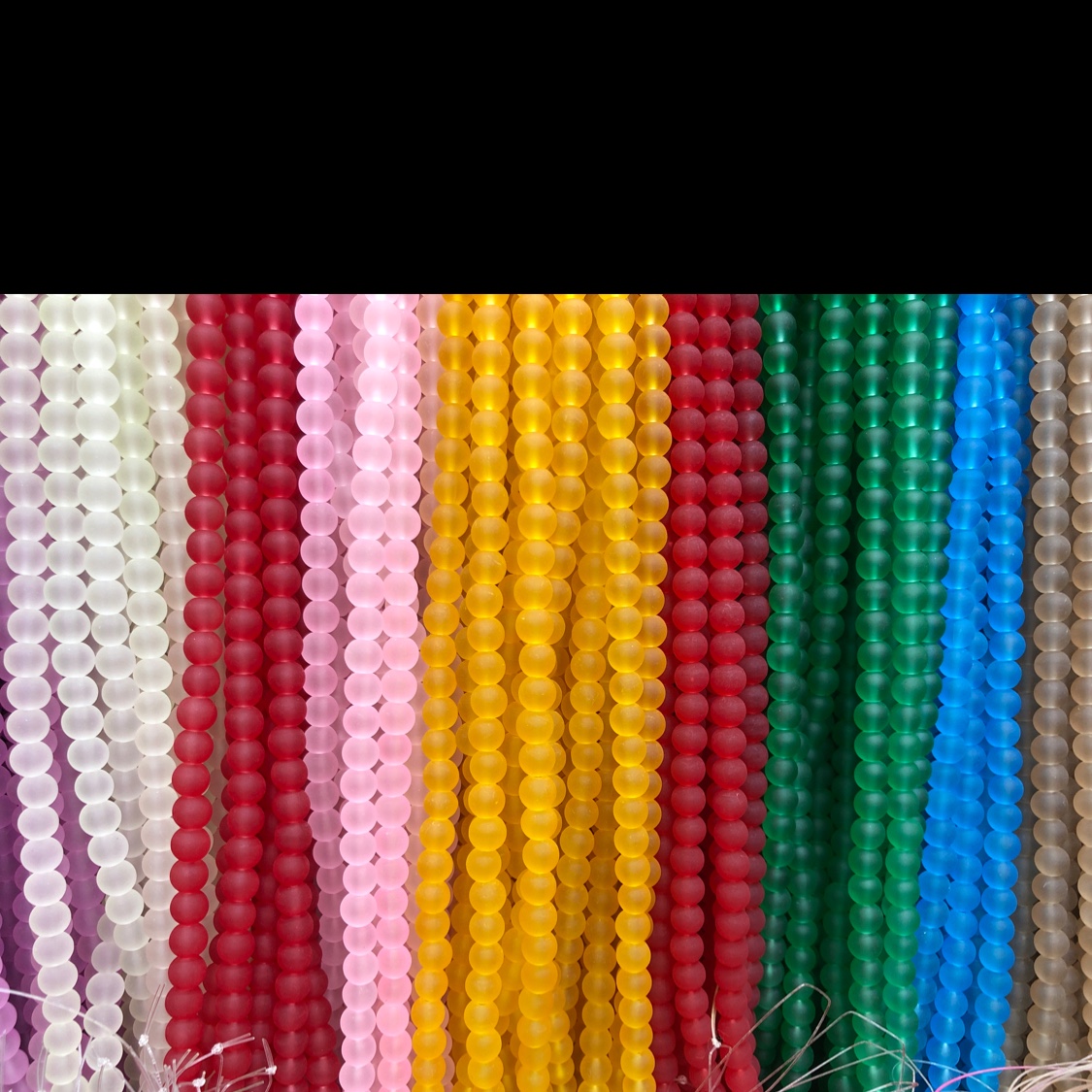 哑光玻璃珠8mm，80厘米一条，每条100颗，一包20条，颜色参照色卡