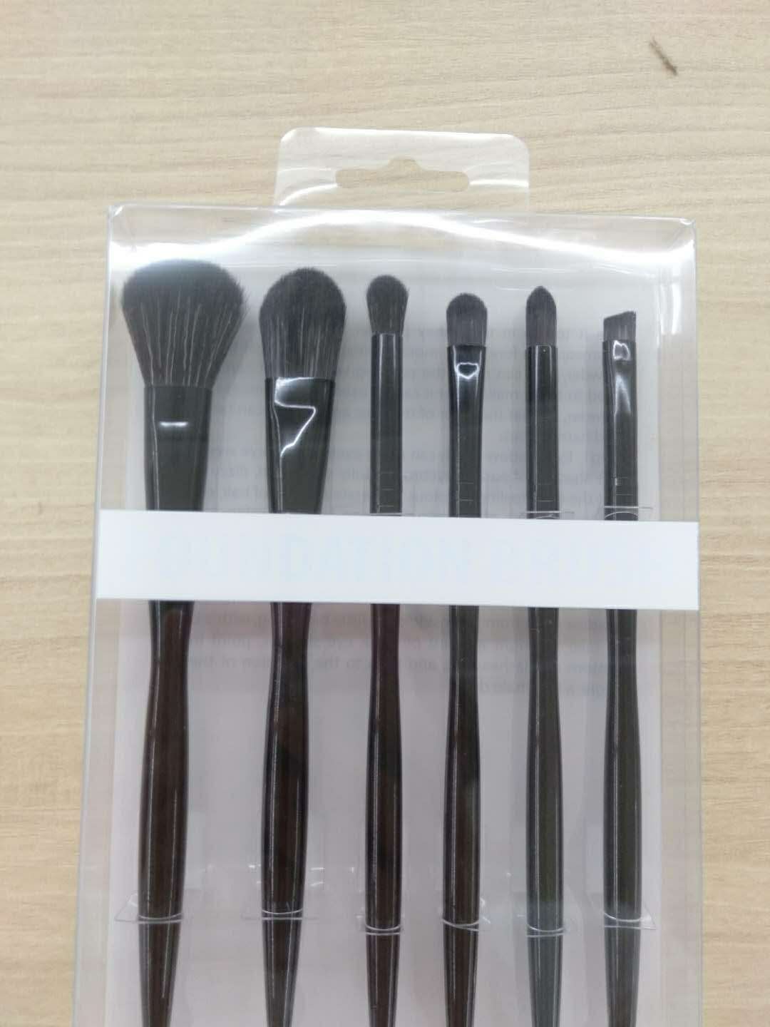 6 makeup brushes, blush brushes