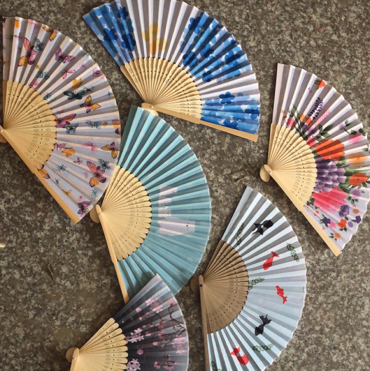 定位花女扇子竹扇子