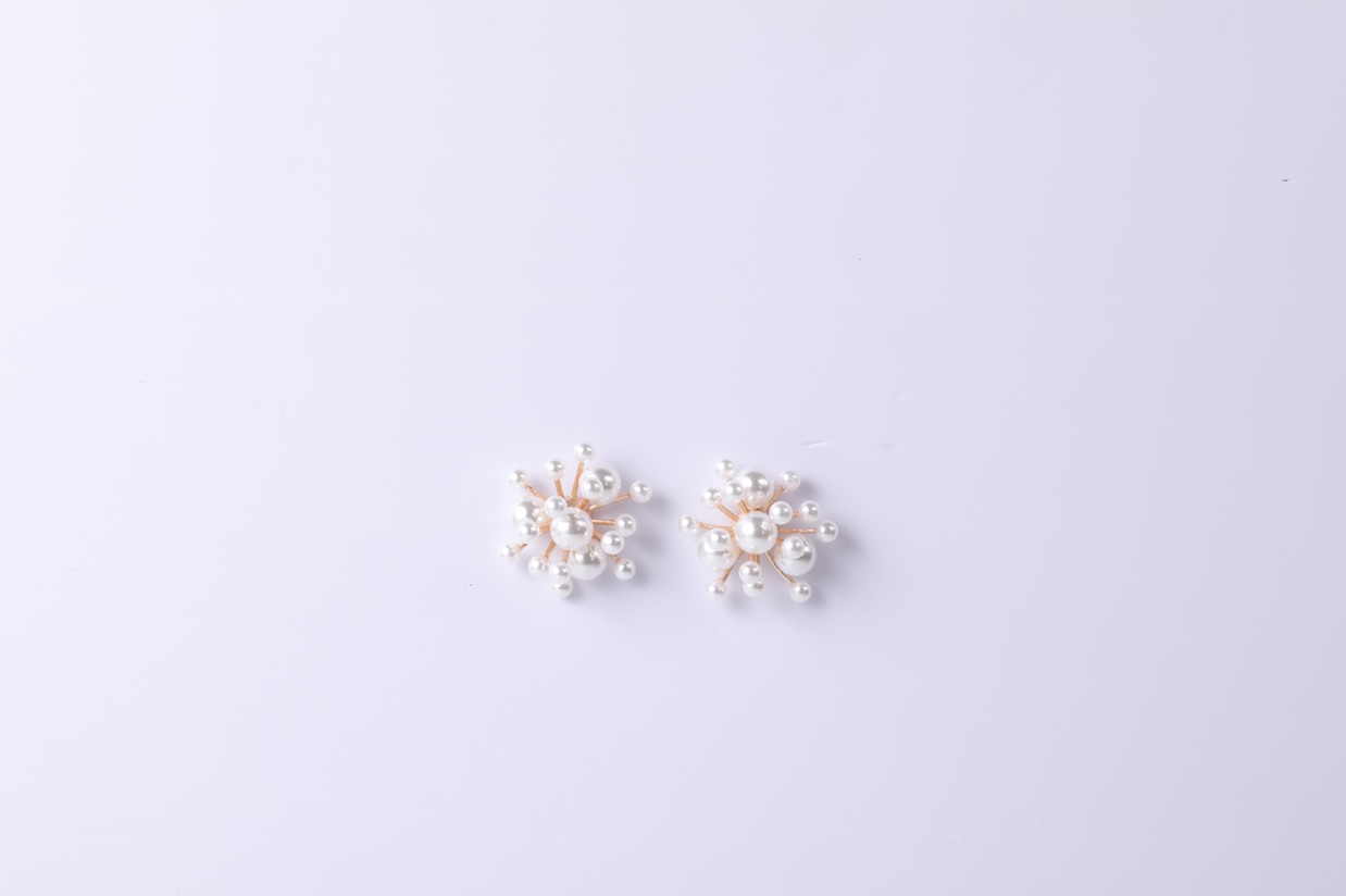 Pearl Korean version stud earrings, pearl size mixed earrings accessory, flower-shaped pearl billon -63